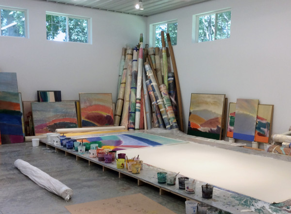 A photo of artist Ronnie Landfield's studio.